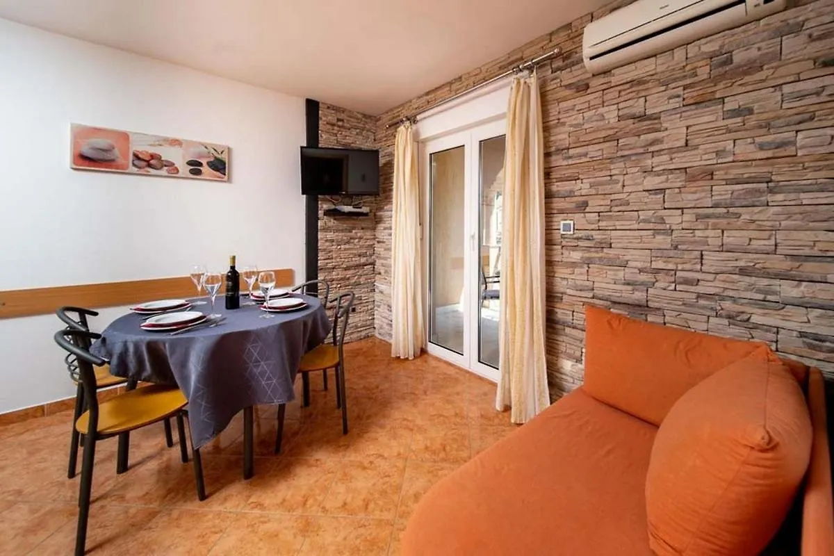 Apartments For Families With Children Lopar, Rab - 20692 0*, Lopar