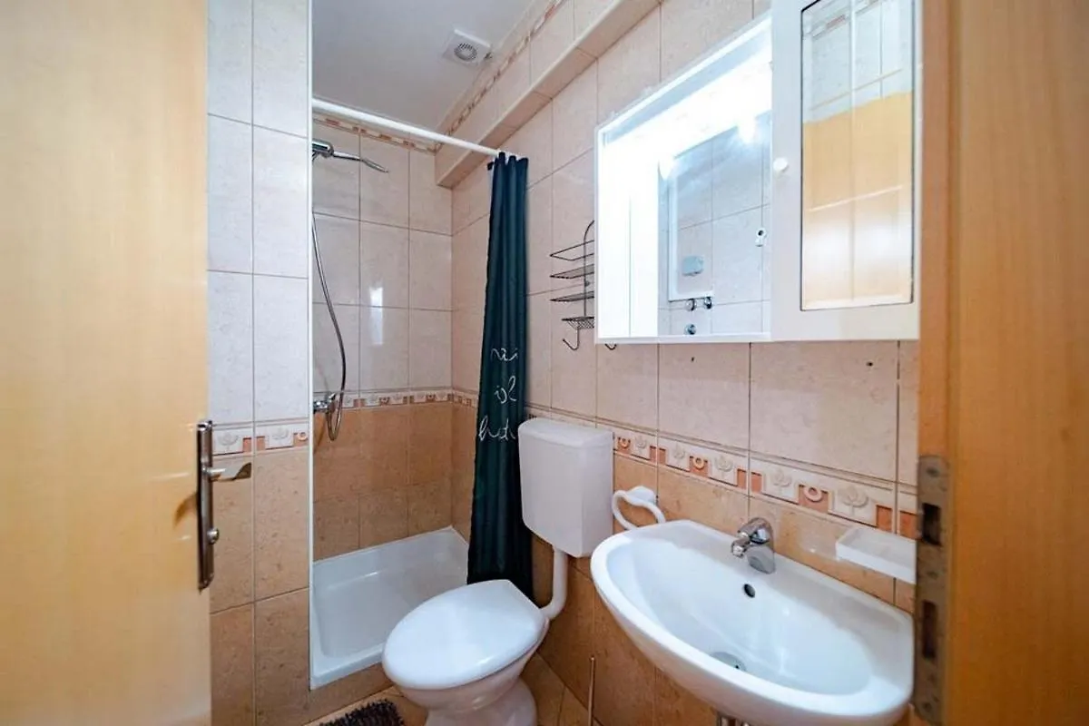 Apartments For Families With Children Lopar, Rab - 20692