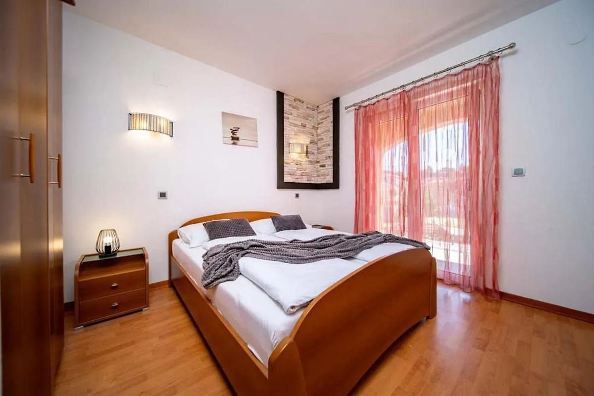 Apartments For Families With Children Lopar, Rab - 20692 Croatia