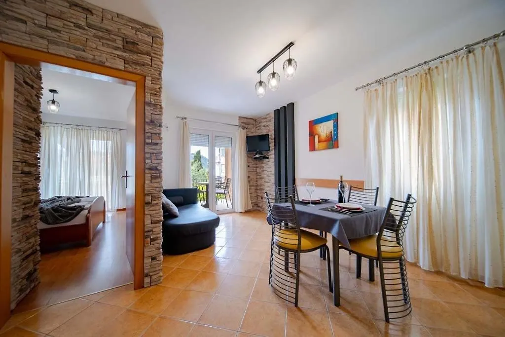 Apartments For Families With Children Lopar, Rab - 20692 Croatia