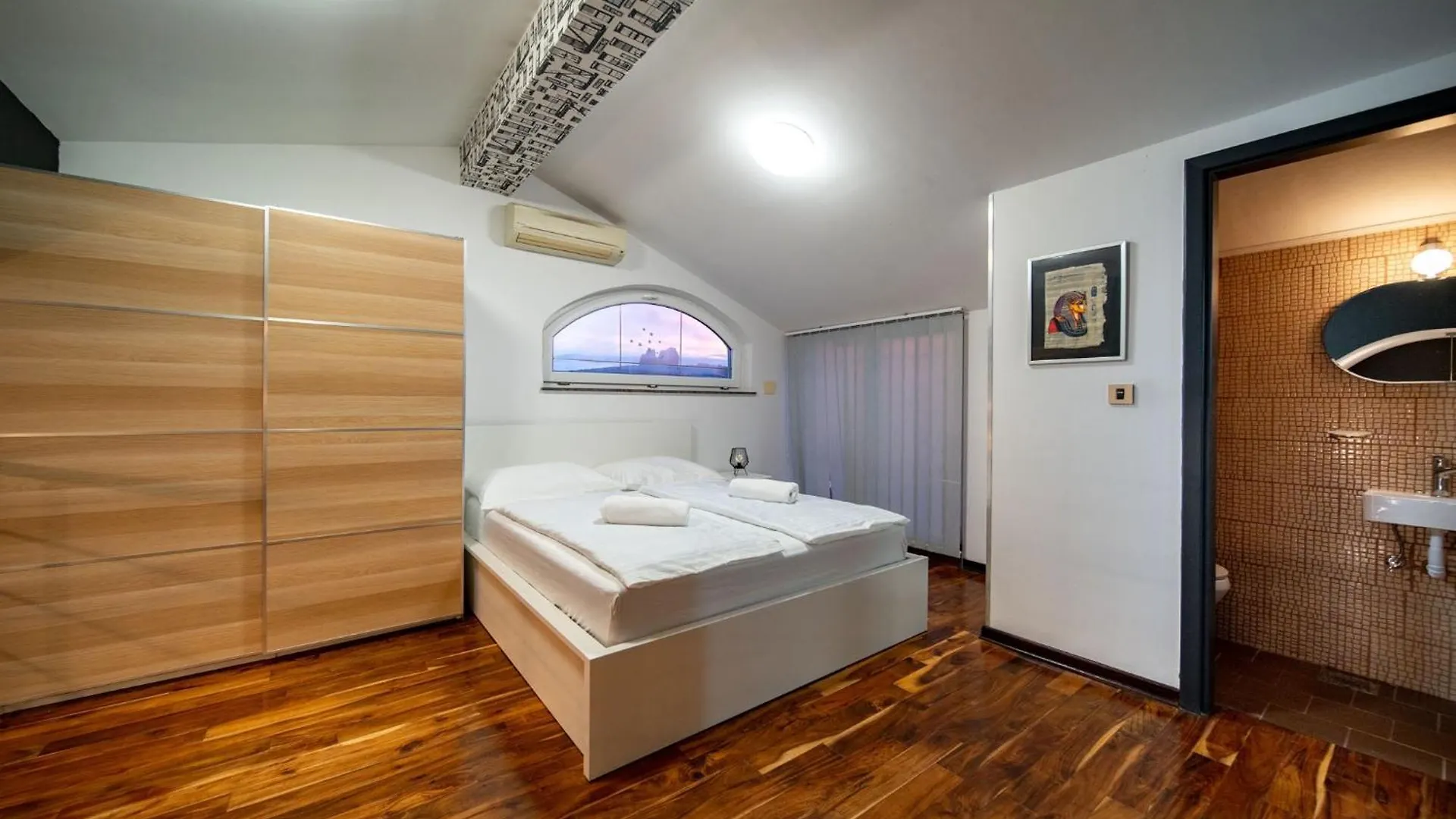 Apartments For Families With Children Lopar, Rab - 20692 Croatia